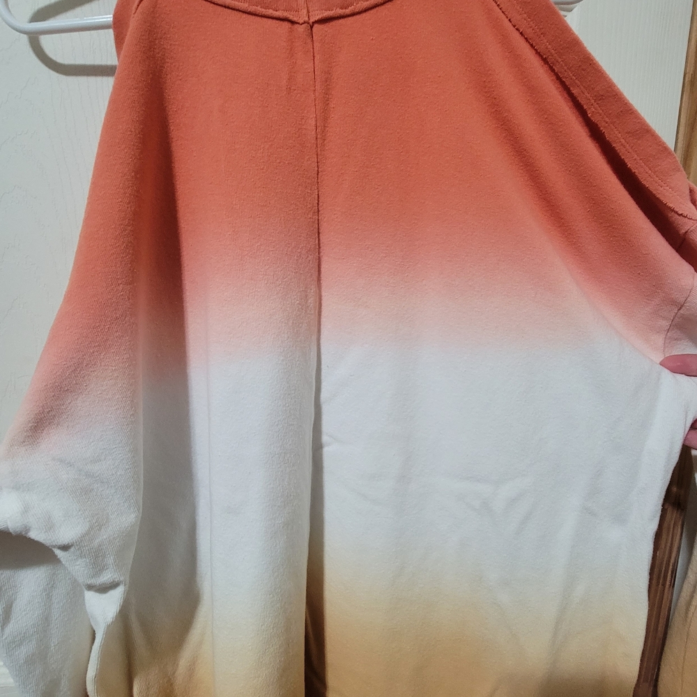 Gradient Orange and White Women's Top - Picture 5 of 5